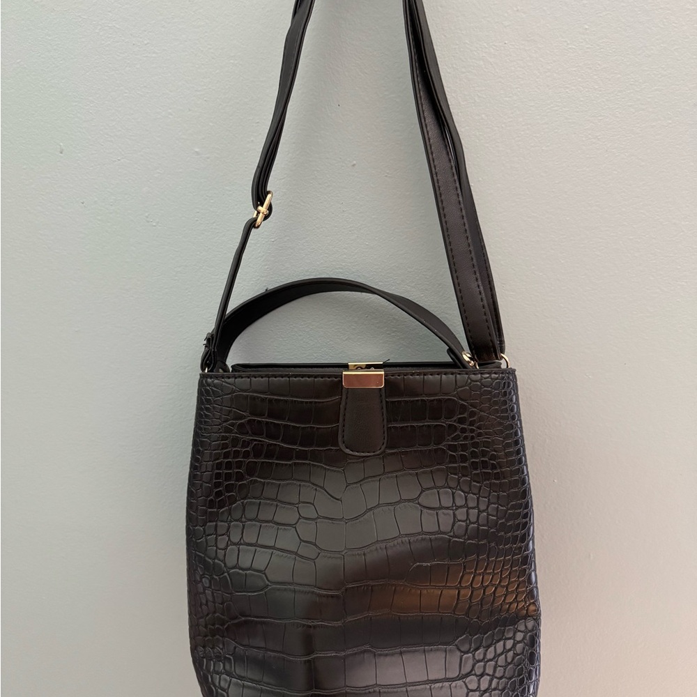 Elegant Black Crocodile-Embossed Women's Bag.  Dimensions 7.75”x 5.50” x 8.75”.